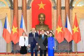 Vietnam y República Checa ratifican voluntad de profundizar lazos bilaterales 