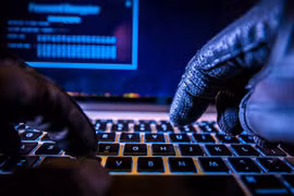 Camboya arresta a centenares de sospechosos de estafa telefónica por Internet