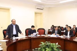 Premier pide a Hanoi impulsar perfeccionamiento de infraestructuras de transporte 