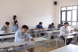 Celebran concurso de oratoria en idioma vietnamita para estudiantes laosianos