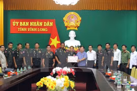 Felicitan funcionarios camboyanos a provincia de Vietnam con motivo del Tet