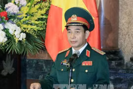 Jefe del Estado Mayor del Ejército Popular de Vietnam recibe a jefe militar camboyano