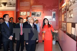 Exposición honra al exsecretario general del PCV Le Duan
