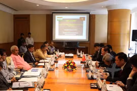 Vietnam e India promueven cooperación en telecomunicaciones