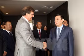 Vicepremier de Vietnam se entrevista con dirigentes de Unión Europea 