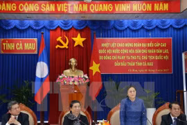 Titular parlamentaria laosiana continúa visita en Vietnam