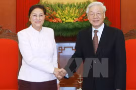 Líder partidista de Vietnam pide fortalecer nexos legislativos con Laos 