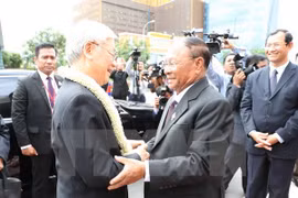 Máximo dirigente político de Vietnam resalta lazos con Camboya