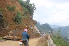 Reportan 12 muertos en Vietnam por inundaciones y deslaves