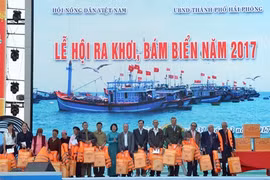 Vietnam celebra primer festival de salida al mar y defensa marítima