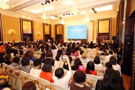 Debaten en Vietnam sobre aumento de presencia de mujeres en cargos de liderazgo en APEC