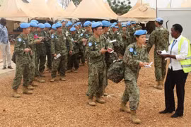 Vietnam envía más oficiales a las misiones de paz de la ONU