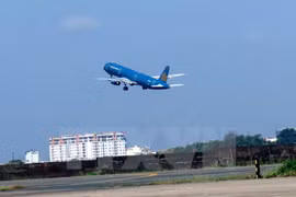 Recomendaciones de aerolíneas vietnamitas ante llegada de tifón Tembin