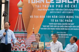 Presentan en Ciudad Ho Chi Minh libros por centenario de Revolución de Octubre 