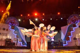Países de ASEAN presentan identidades culturales en evento benéfico en Camboya