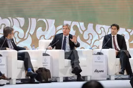 APEC 2017: Presidente de PWC destaca oportunidades de negocios en Vietnam