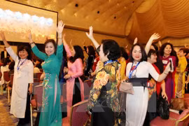 Empresaria vietnamita comparte experiencia en Cumbre Global de Mujeres