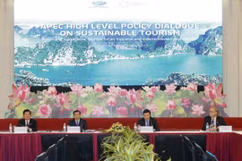 Celebran en provincia norvietnamita diálogo del APEC sobre turismo sostenible 