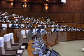 Eligen a vicepresidente primero del Parlamento camboyano