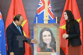 APEC 2017: premieres vietnamita y neozelandesa abogan por intensificar relaciones bilaterales