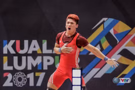 Halterófilo vietnamita bate dos récords de SEA Games 