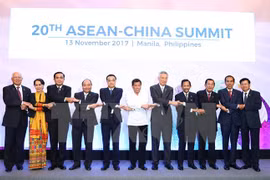 Premier vietnamita asiste a reuniones entre ASEAN y sus contrapartes