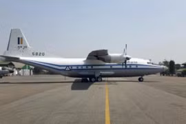Recuperan 10 cadáveres de tragedia aérea en Myanmar