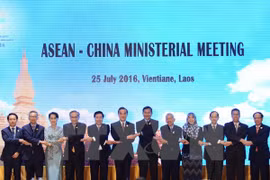 Altos funcionarios de ASEAN y China debaten sobre DOC 