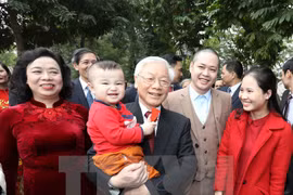 Líder partidista destaca avances de Hanoi