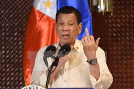 Presidente filipino expresa compromiso de continuar lucha antidrogas