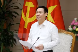 Vicepremier de Vietnam pide impulsar aplicación de trámites administrativos electrónicos