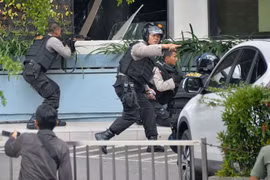 Policía de Indonesia elimina a yihadistas