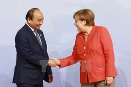 Premier de Vietnam concluye su gira por Alemania y Países Bajos