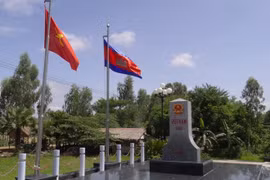 Inician construcción de hitos secundarios en frontera Vietnam – Camboya