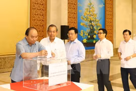 Continúan en Vietnam actividades de recaudación a favor de pobladores afectados por tifón Doksuri