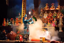En India festival de culto a Diosas Madres de Vietnam 