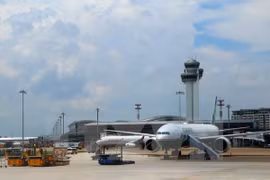 Vietnam consultará a expertos extranjeros en ampliación de aeropuerto Tan Son Nhat 