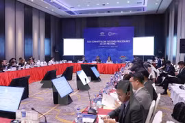 Miembros del APEC debaten la competitividad en el Tratado de Libre Comercio