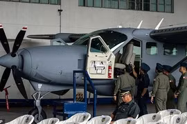  Estados Unidos entrega aviones de vigilancia a Filipinas