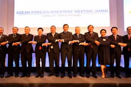 Cancilleres de ASEAN reiteran compromiso con código de conducta en Mar del Este 