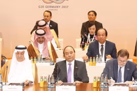 Premier vietnamita concluye visita de trabajo a Alemania 