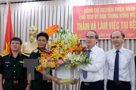 Reconocen aportes de los médicos y empleados de salud en Vietnam