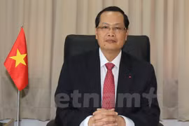 Visita de premier de Singapur a Vietnam foralecerá dinámicos nexos bilaterales 