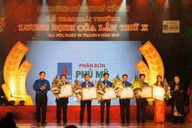 Honrarán en Vietnam a los 10 jóvenes más sobresalientes 