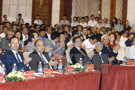 Provincia vietnamita exhorta a inversiones en proyectos clave