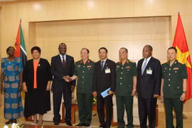 Mozambique por estudiar experiencias de Vietnam en enfrentamiento a desastres naturales