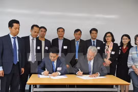 Hanoi promueve cooperación con el estado de Massachusetts en educación y salud 