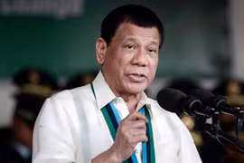 Presidente de Filipinas urge a impedir amenazas de Estado Islámico​