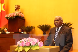 Cuba concede alta prioridad a vínculos con Vietnam, afirma presidente del parlamento de la isla caribeña, Esteban Lazo (Fuente: VNA)