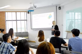Inician en Vietnam cuarta edición de programa de becas de innovación con apoyo británico 